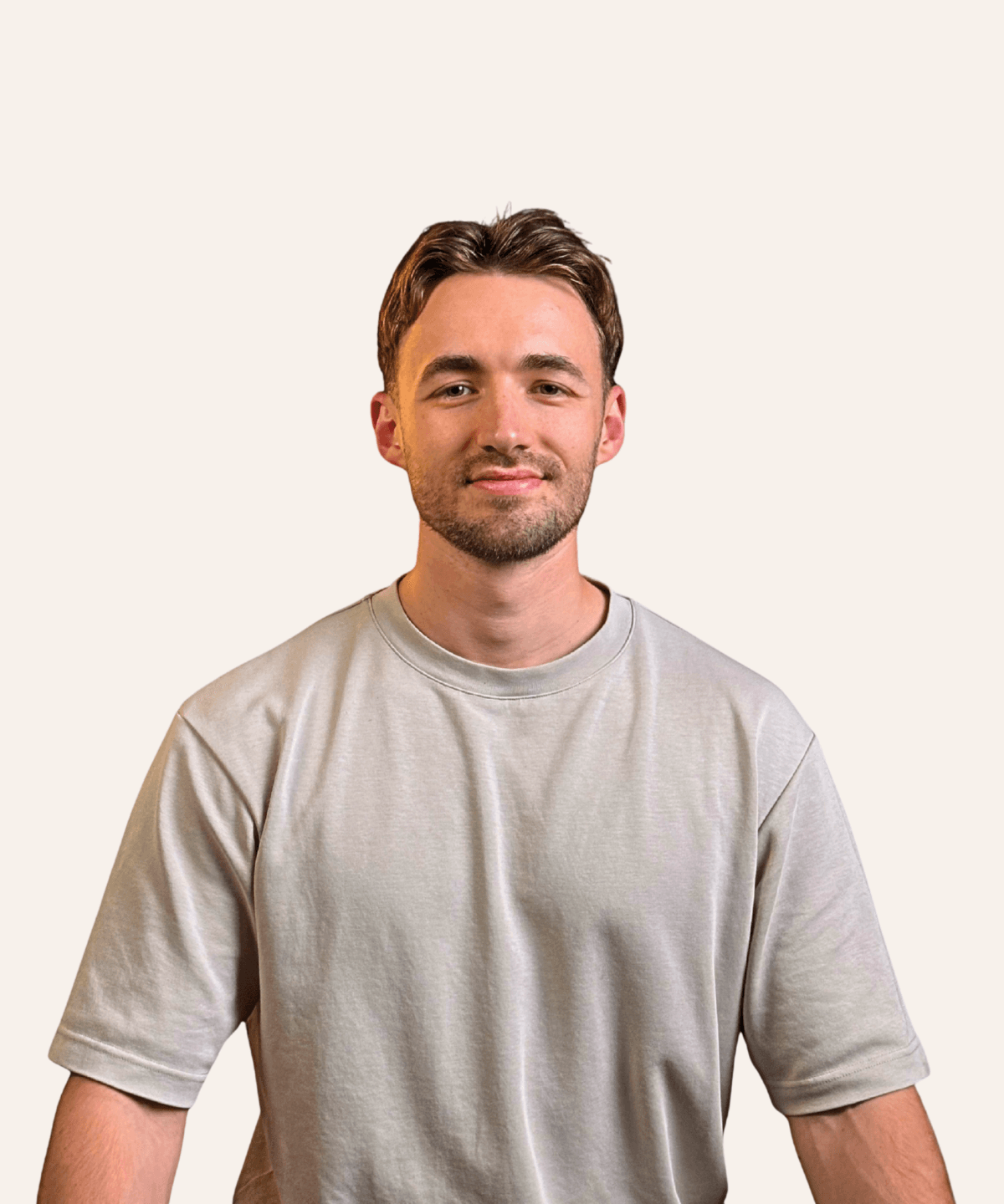 Portrait von Calvin Köhler, Ernährungswissenschaftler und Mitgründer von remis.
